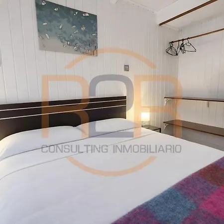 R2r - Casa Independiente Con Piscina Y Garaje - 13a07 *
