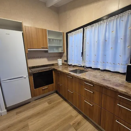 R2r - Casa Independiente Con Piscina Y Garaje - 13a07 * ריבאדסלה